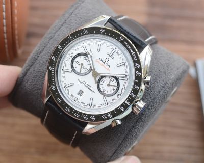 Omega Replica Speedmaster White Chronograph Face 42mm Black Leather Band